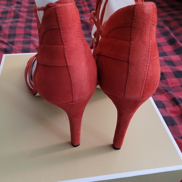 Michael kors sandals - Picture 4 of 6